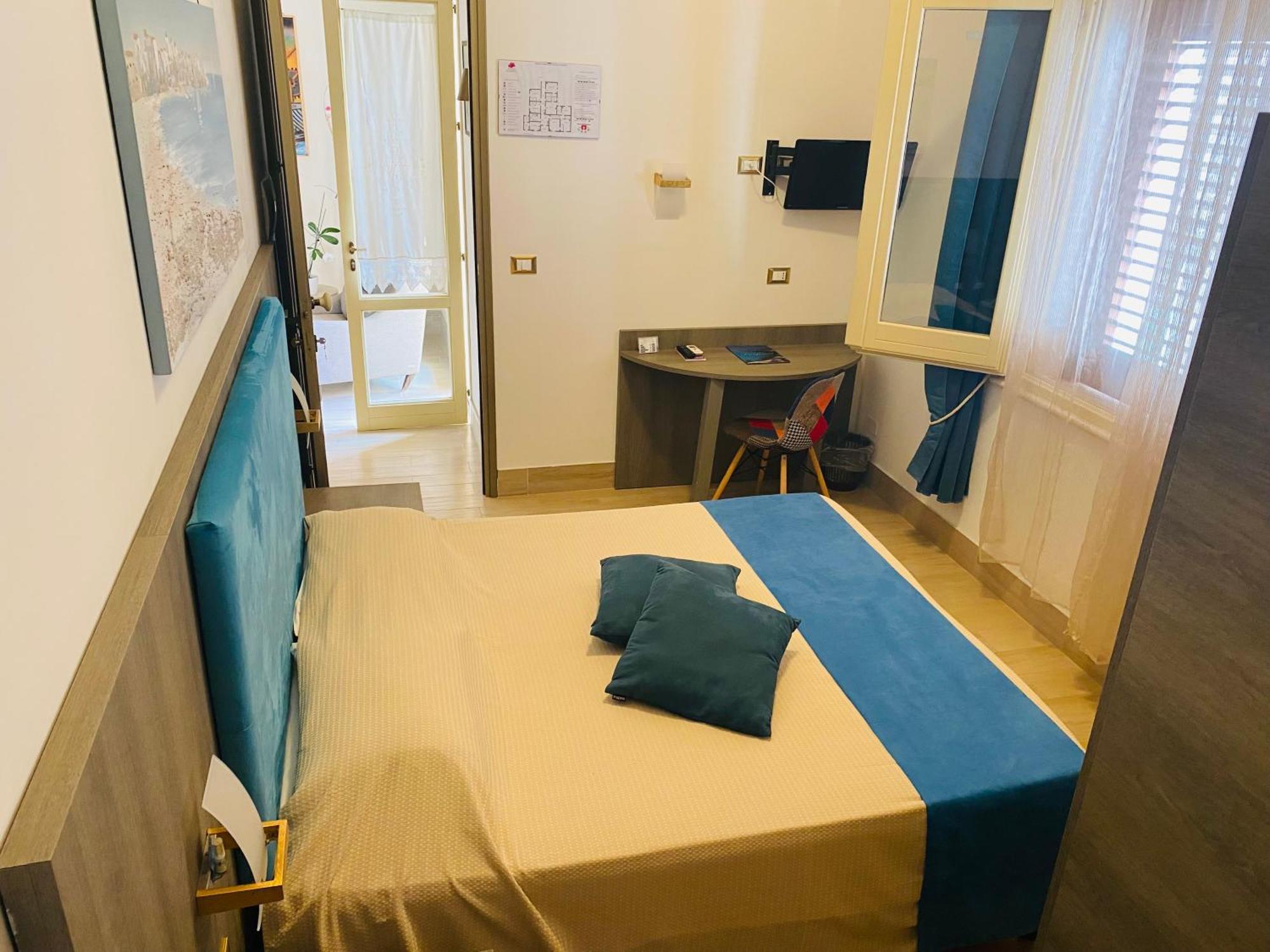 Albergo Bouganville 法维尼亚纳 外观 照片